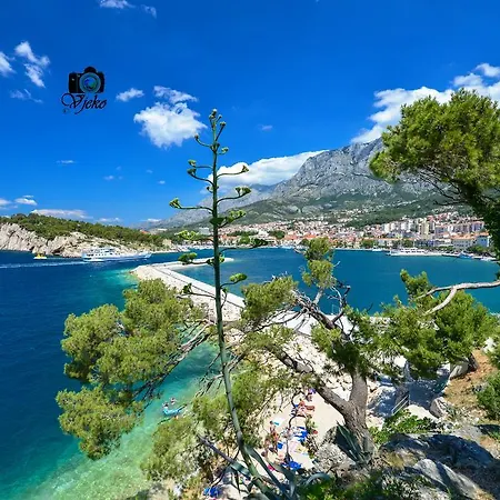 Vidos アパート *