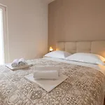 Vidoš Apartamento
