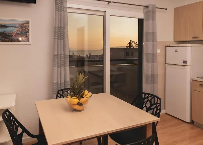 Vidos Apartment