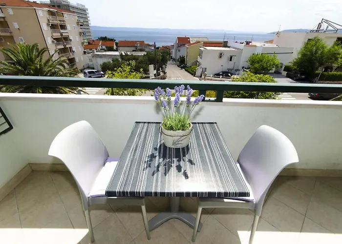 Vidos Makarska