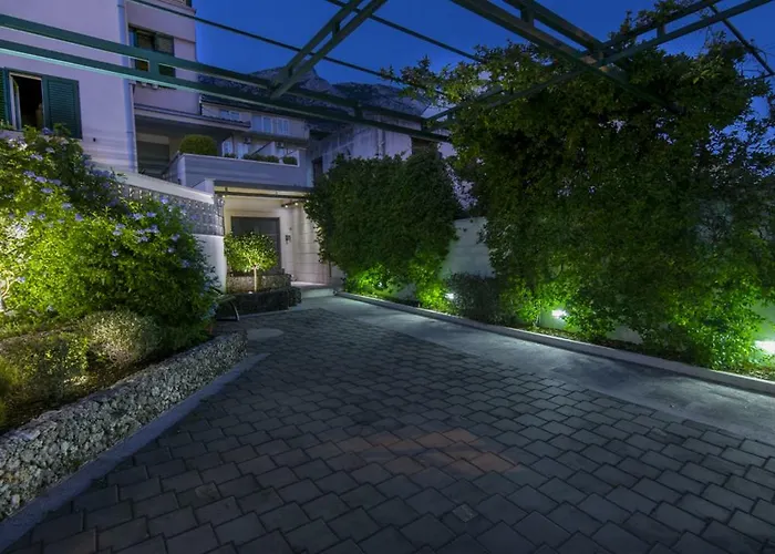 Vidos Apartment Makarska